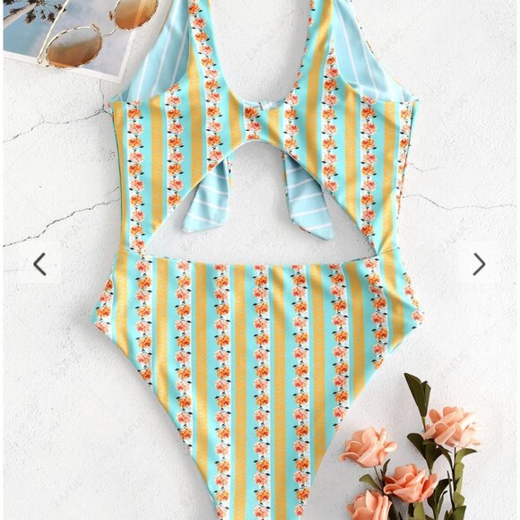 Zaful Reversible One-piece Swimsuit (high cut leg, retro prints) - Picture 8 of 9